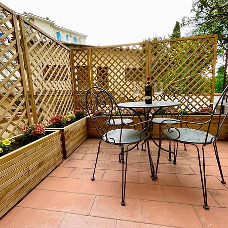 Luxury Careggi Apartment Florence Exterior photo